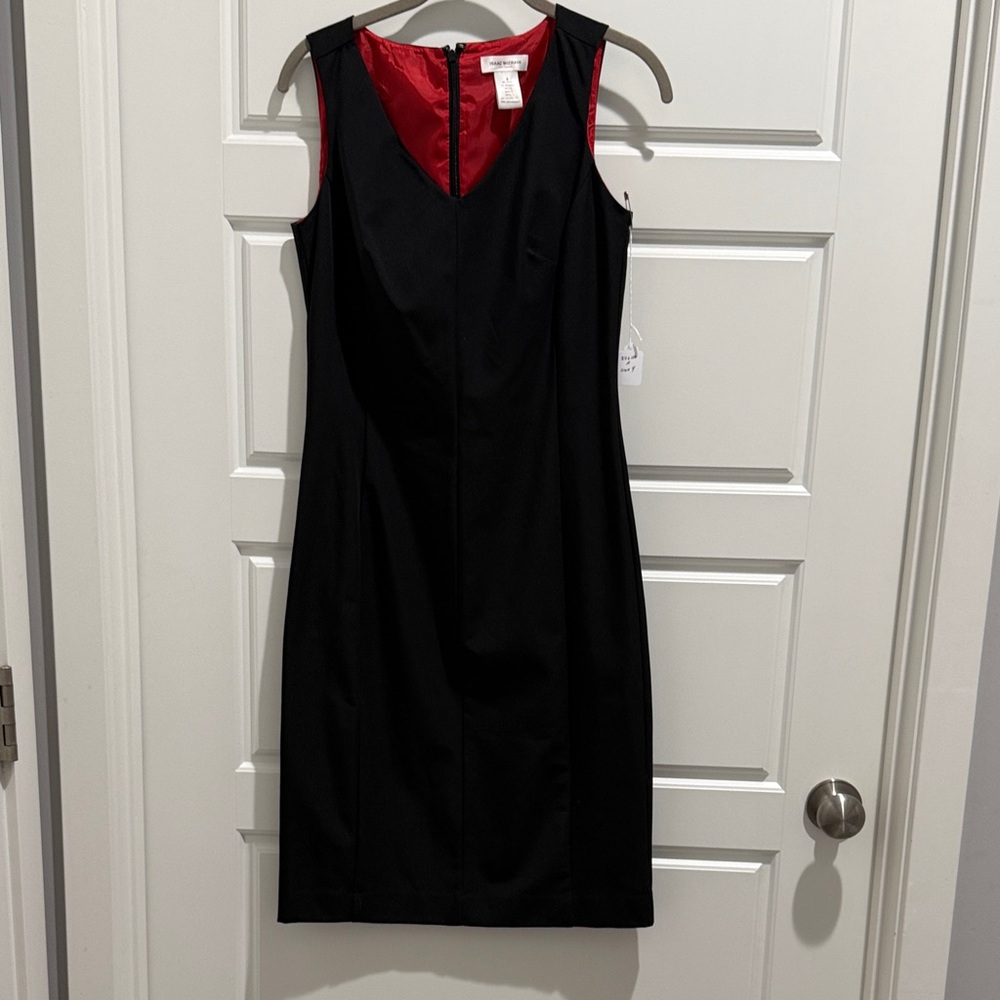 Isaac Mizrahi Black and Red Midi Dress